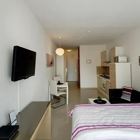 Chiefbridge Dijon Rooms Centre